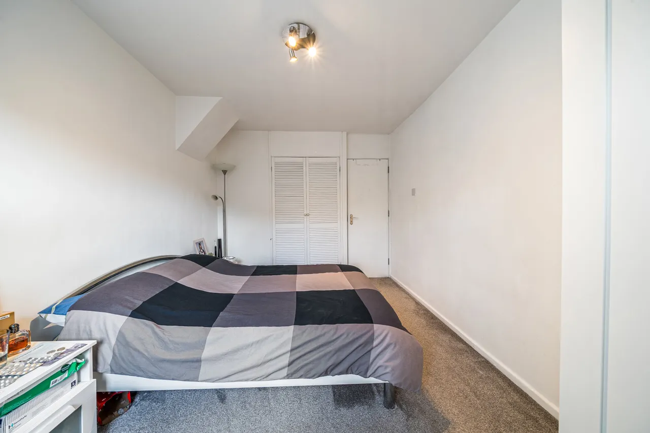 Friendship Walk, Northolt, UB5, photo 18