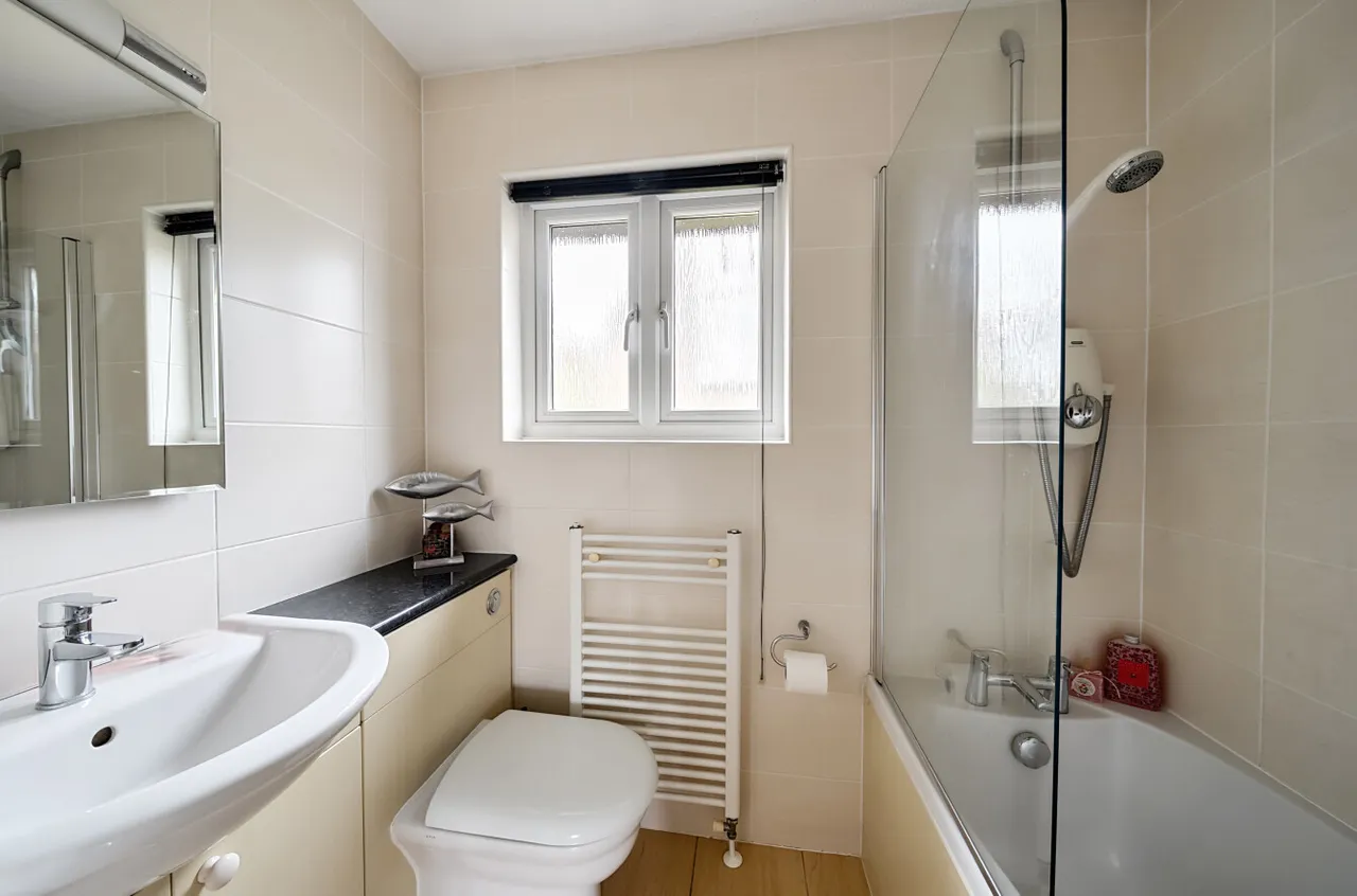 Penshurst Rise, Frimley, Camberley, Surrey, GU16 8XX, photo 13
