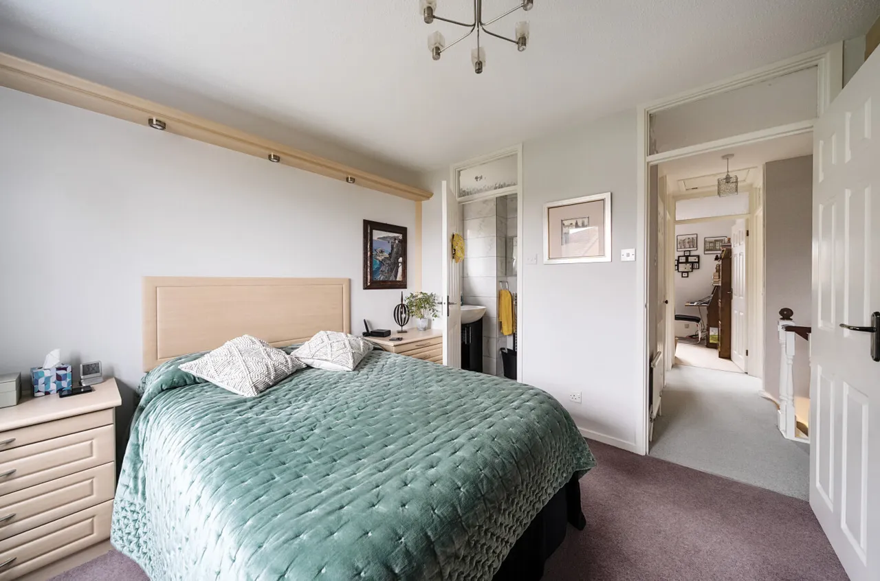 Penshurst Rise, Frimley, Camberley, Surrey, GU16 8XX, photo 6