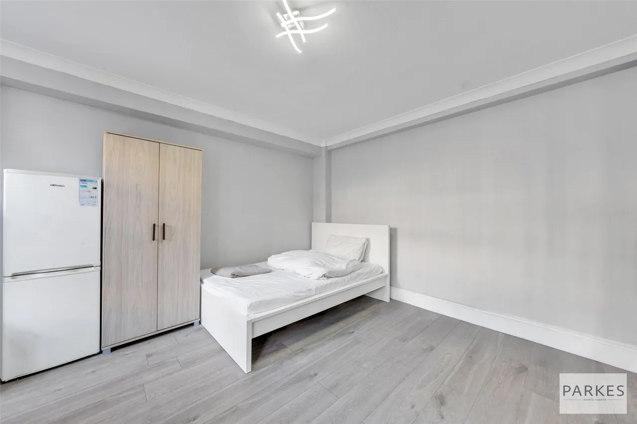 Edgware Road, London, W2 2QS, photo 8