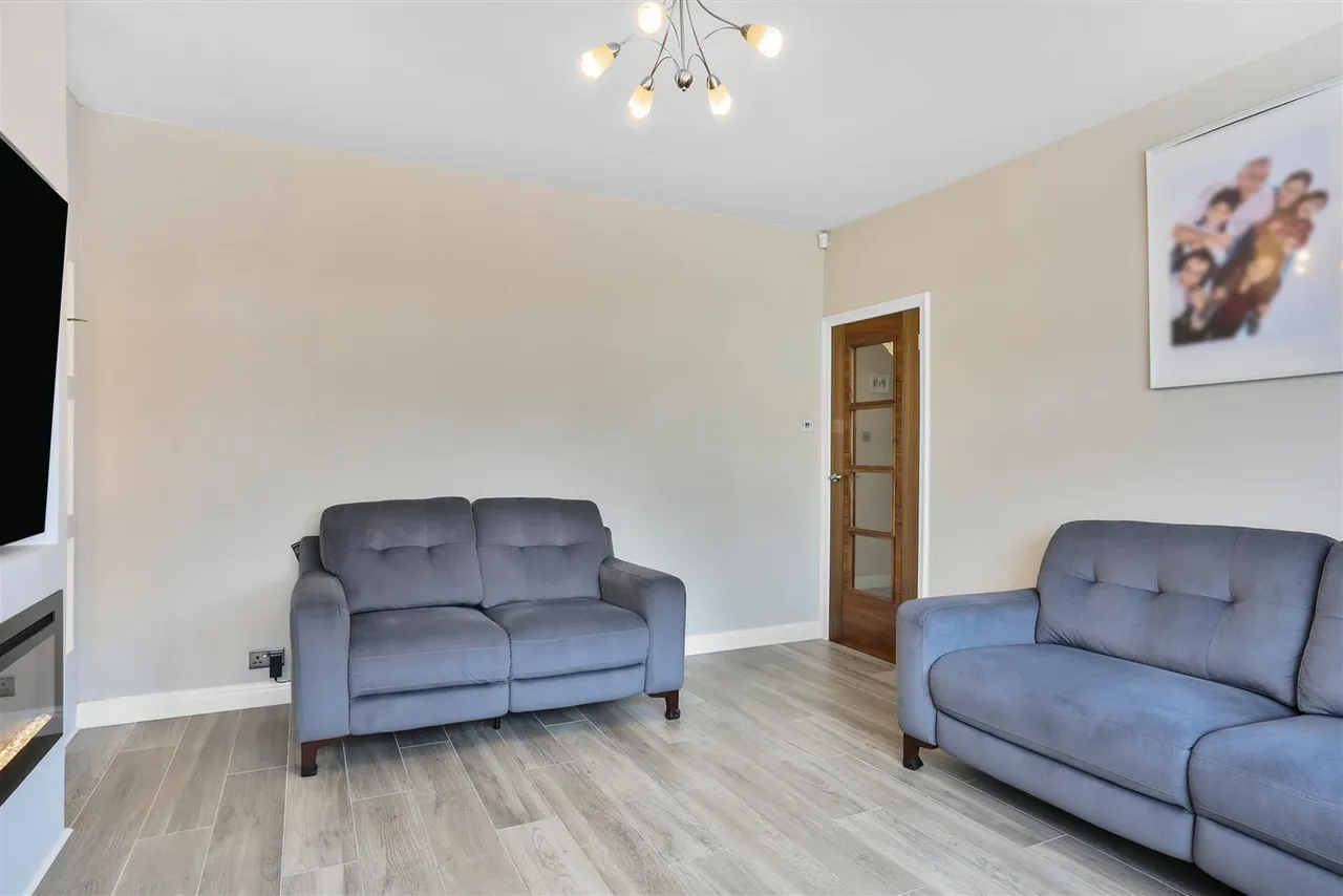 Demesne Road, Wallington, Surrey, SM6 8EN, photo 11