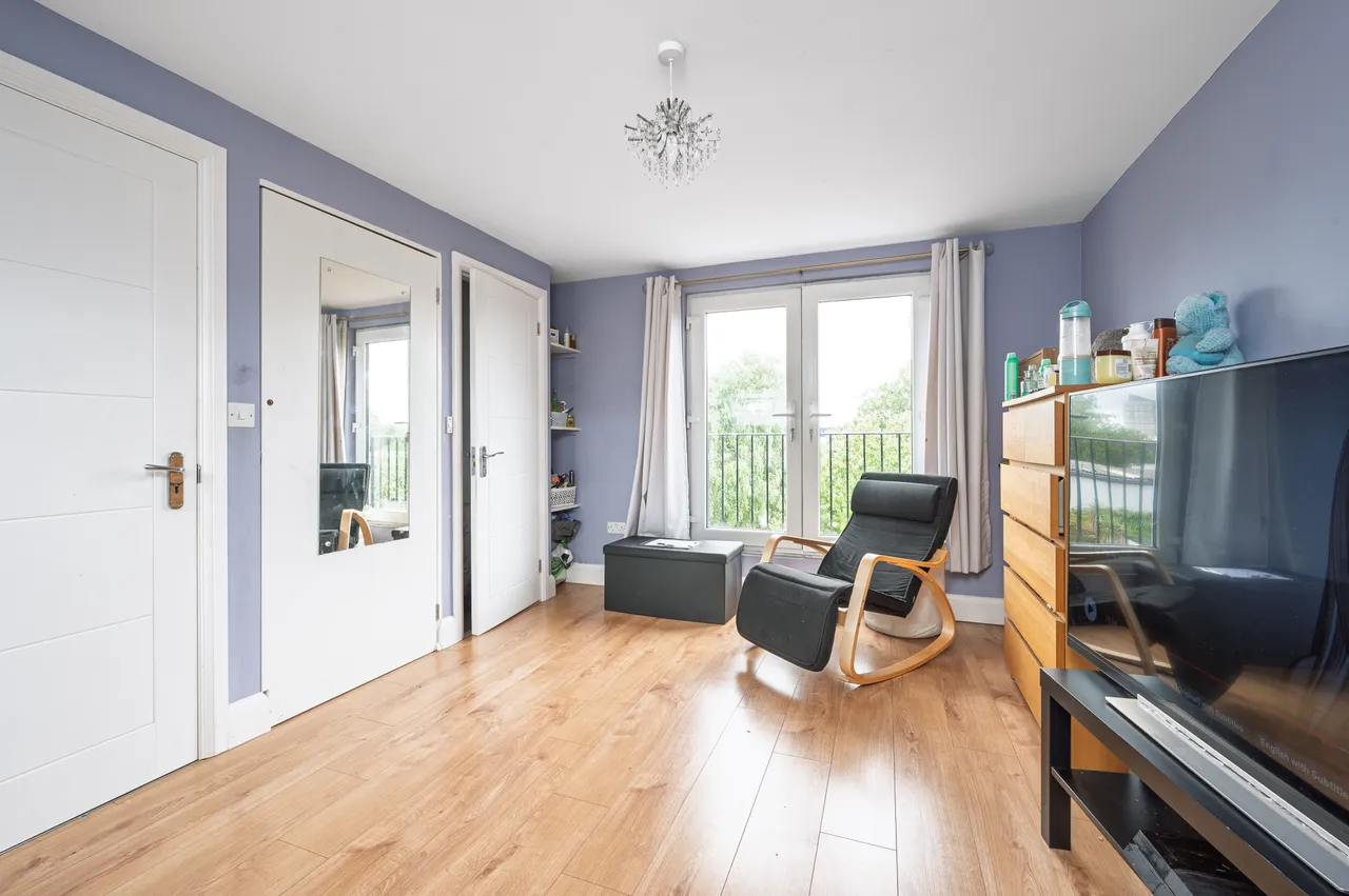 29 Wesley Avenue, London, photo 6