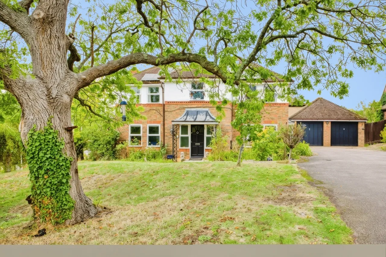 4 bed house for sale, Colonial Drive, Northampton, NN4