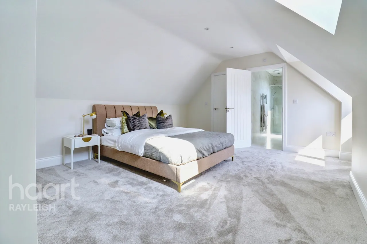 Cornfield Way, Rayleigh, SS6, photo 11