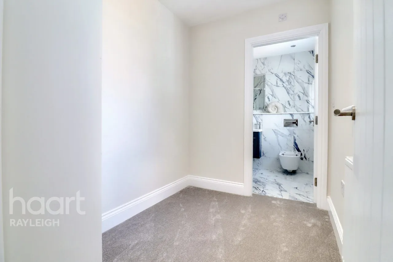 Cornfield Way, Rayleigh, SS6, photo 15