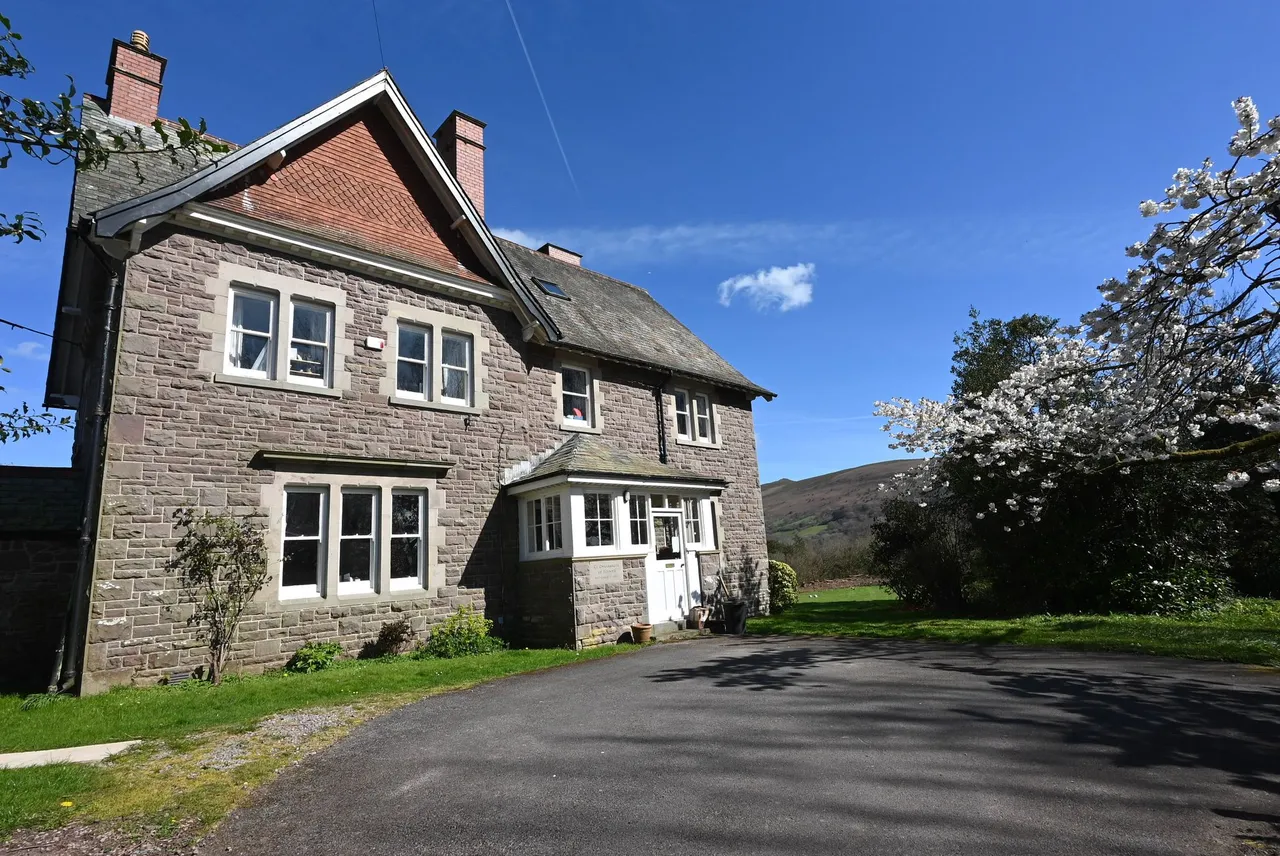 Llanbedr, Crickhowell, NP8, photo 5