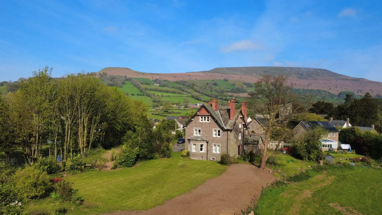 Llanbedr, Crickhowell, NP8, photo 20