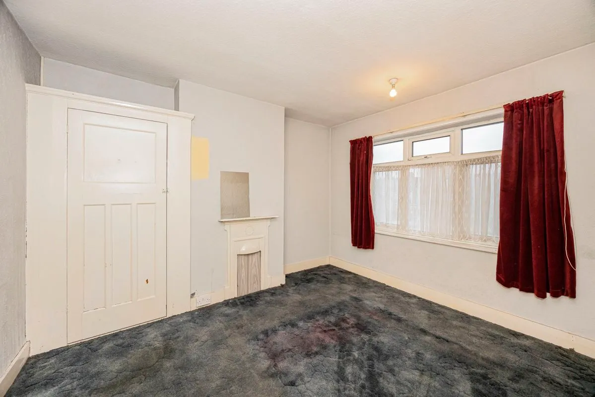 Dersingham Avenue, London, E12 5QJ, photo 9