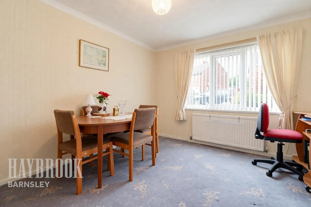 Moorbridge Crescent, Brampton, photo 5