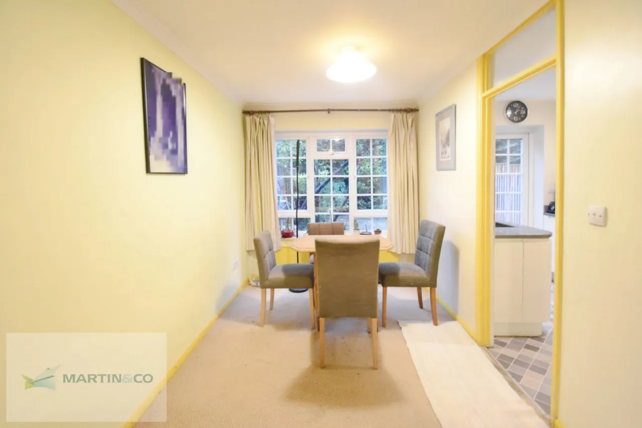 Rembrandt Way, KT12, photo 3