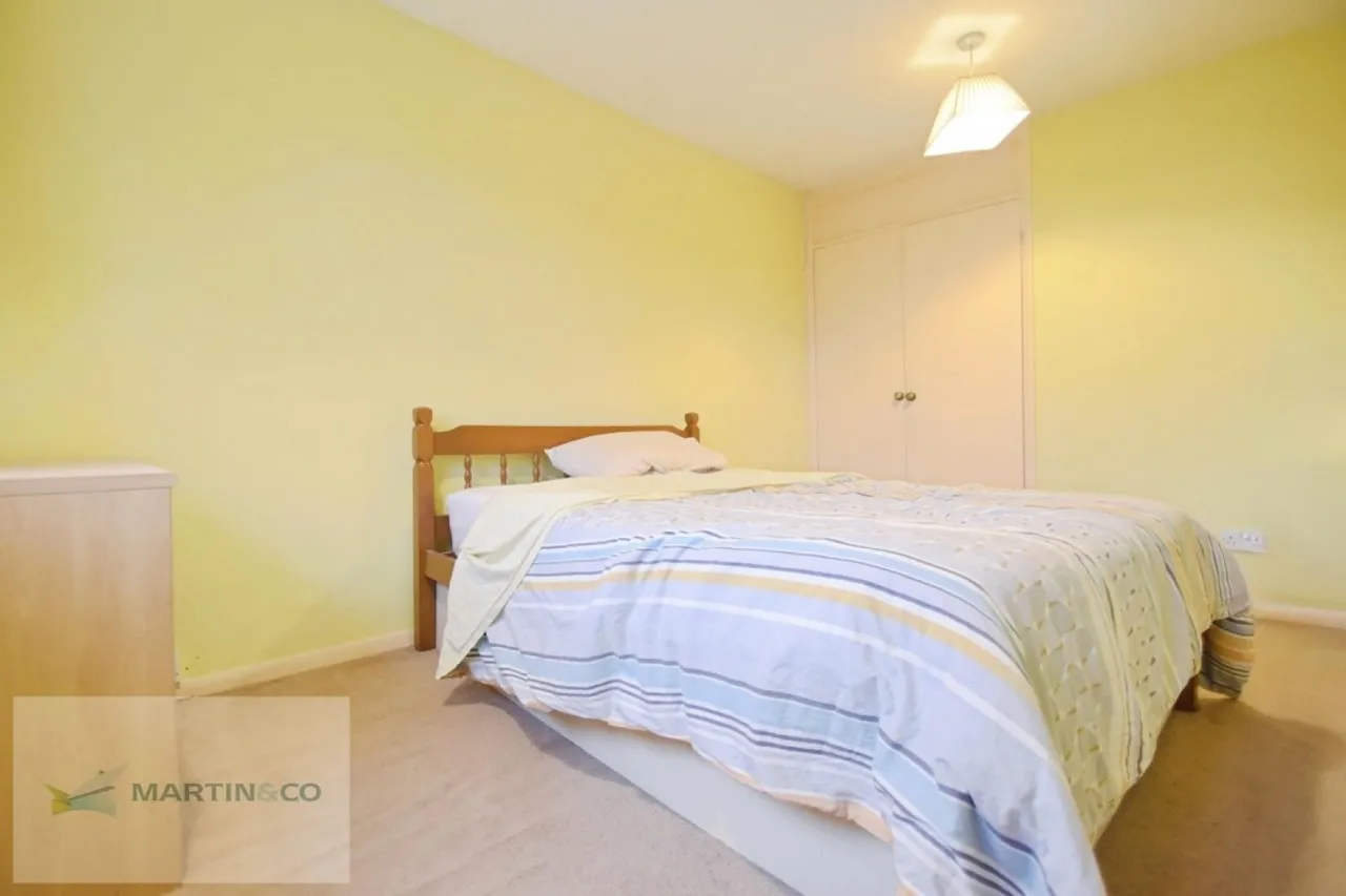 Rembrandt Way, KT12, photo 10