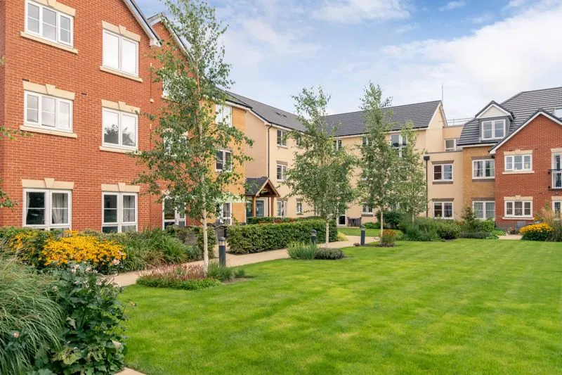 Churchfield Road, Walton-On-Thames KT12 2FR, photo 7