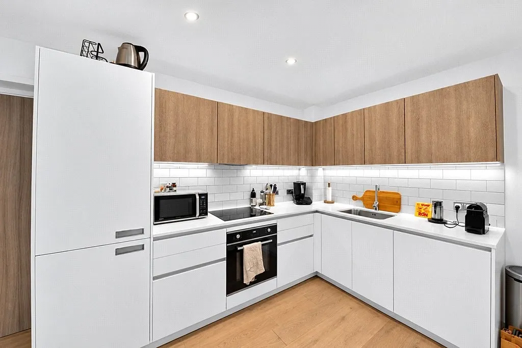 Clapham Road, Brixton, SW9, photo 4