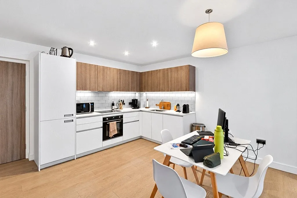 Clapham Road, Brixton, SW9, photo 9