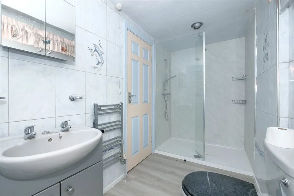East Parade, Baildon, West Yorkshire, BD17, photo 9