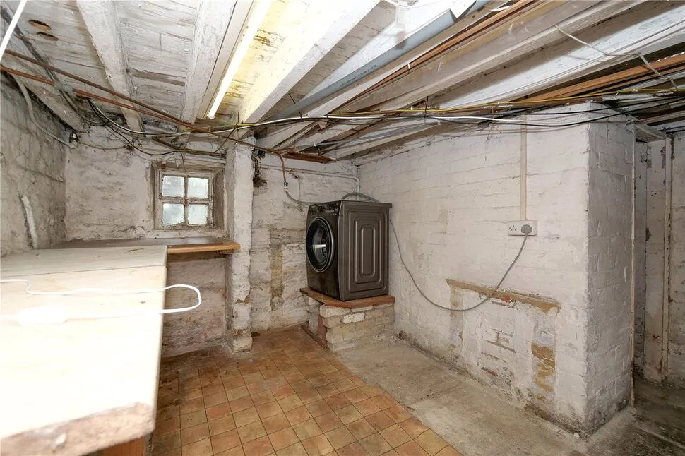 East Parade, Baildon, West Yorkshire, BD17, photo 11