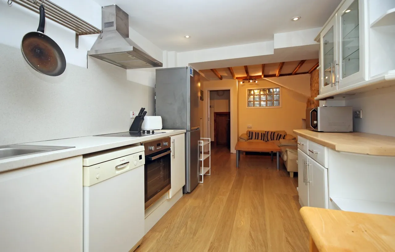 Garth Road, Bangor, LL57, photo 5