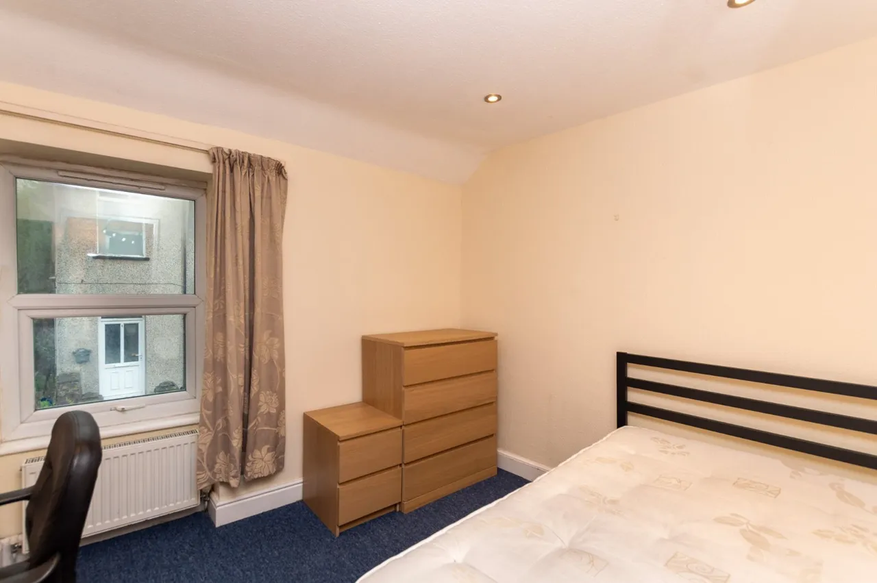 Garth Road, Bangor, LL57, photo 7