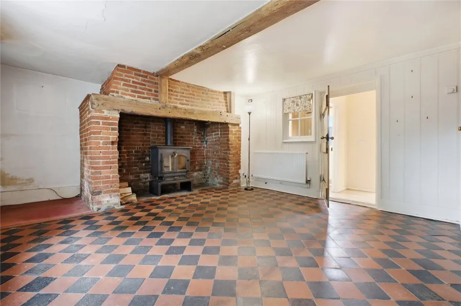 with 3 bedrooms in Debden, Nr Saffron Walden, CB11, photo 3