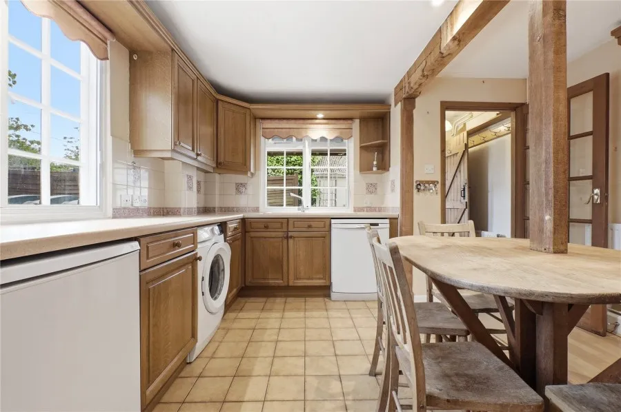 with 3 bedrooms in Debden, Nr Saffron Walden, CB11, photo 13
