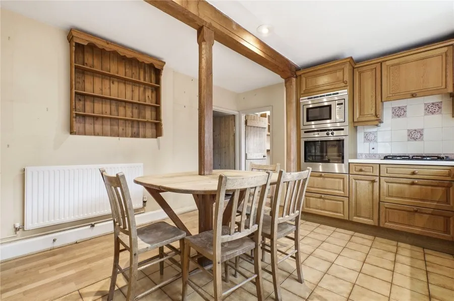 with 3 bedrooms in Debden, Nr Saffron Walden, CB11, photo 5