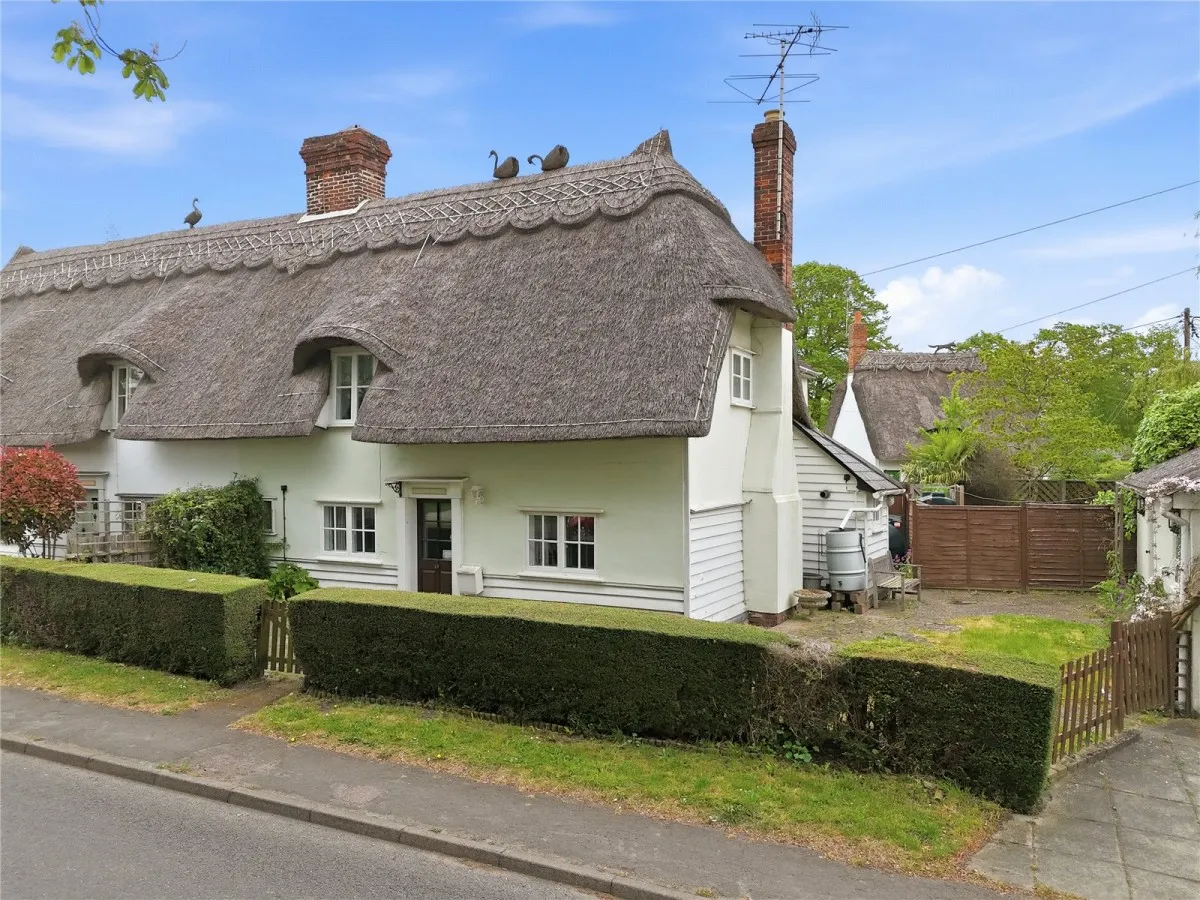 3 bed house for sale, with 3 bedrooms in Debden, Nr Saffron Walden, CB11