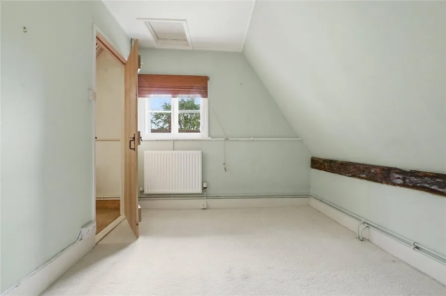 with 3 bedrooms in Debden, Nr Saffron Walden, CB11, photo 12