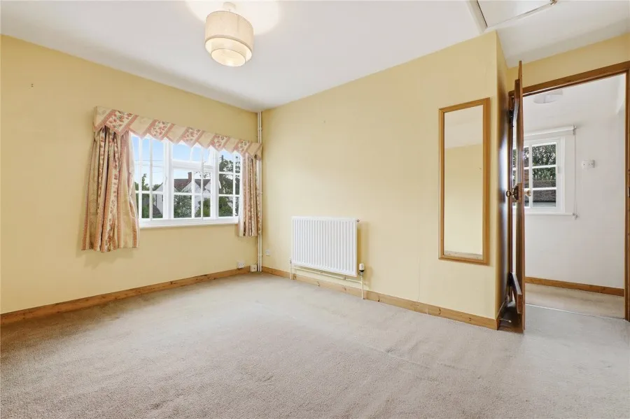 with 3 bedrooms in Debden, Nr Saffron Walden, CB11, photo 7
