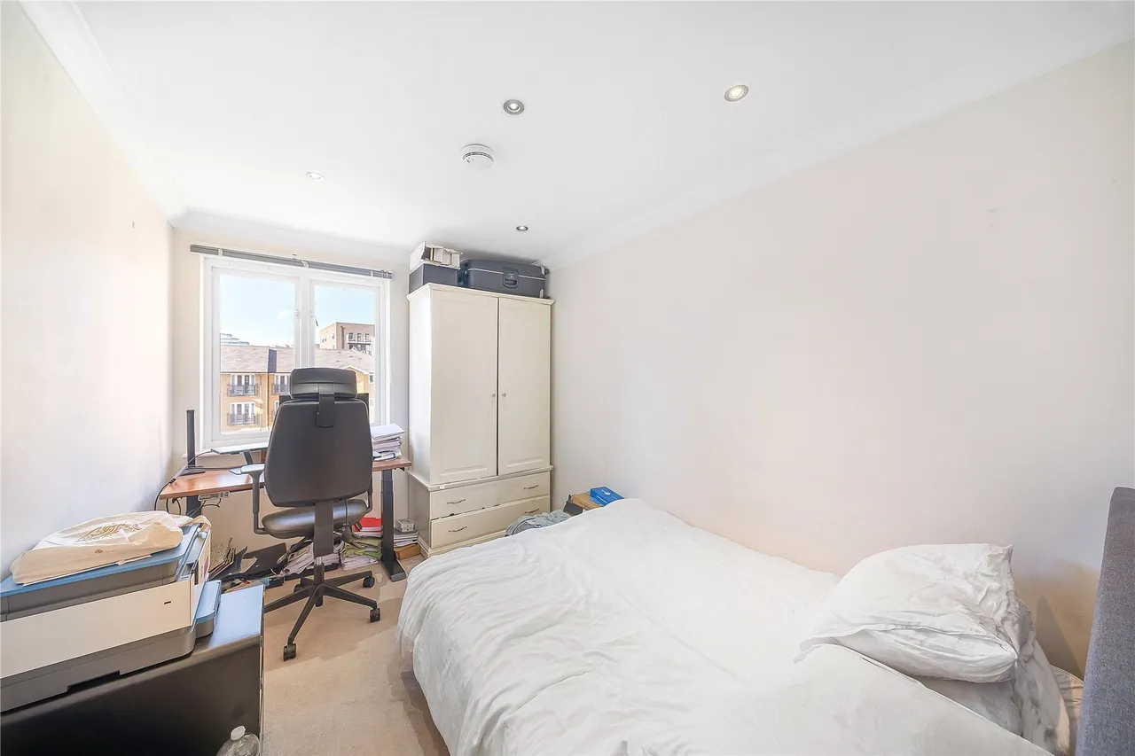 Prices Court, Cotton Row, London, SW11, photo 7
