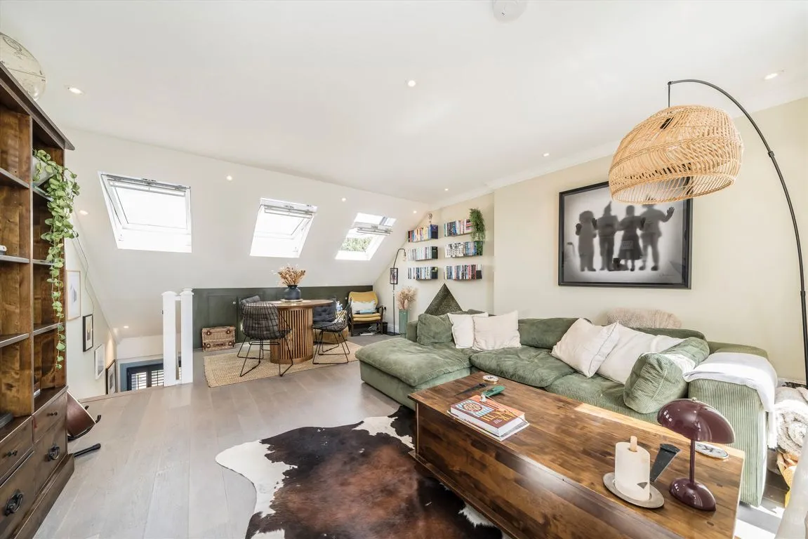 Darwin Road, W5, photo 2