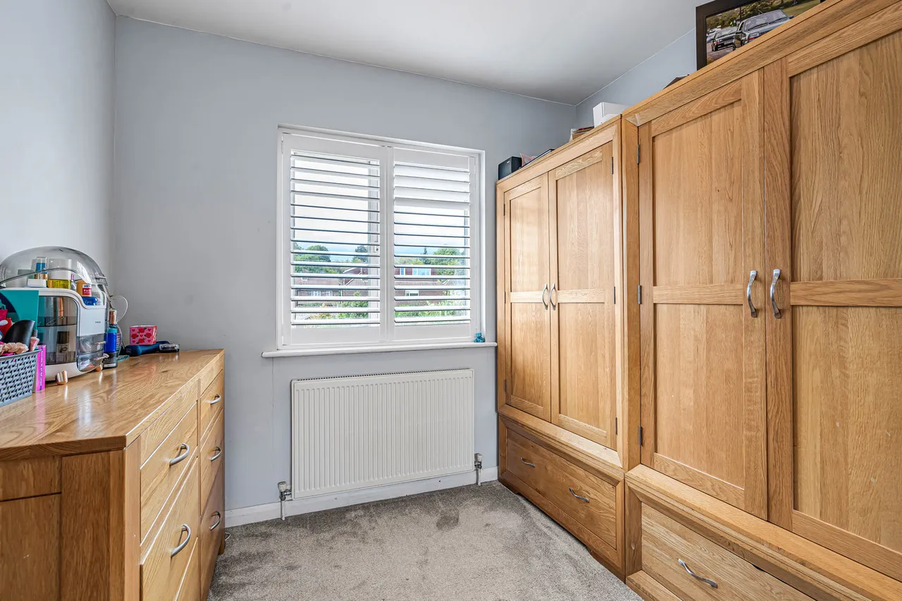 The Crescent, Egham, TW20, photo 27