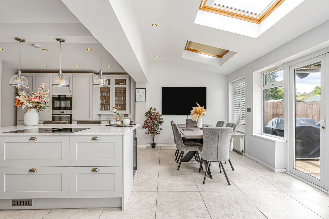 The Crescent, Egham, TW20, photo 16