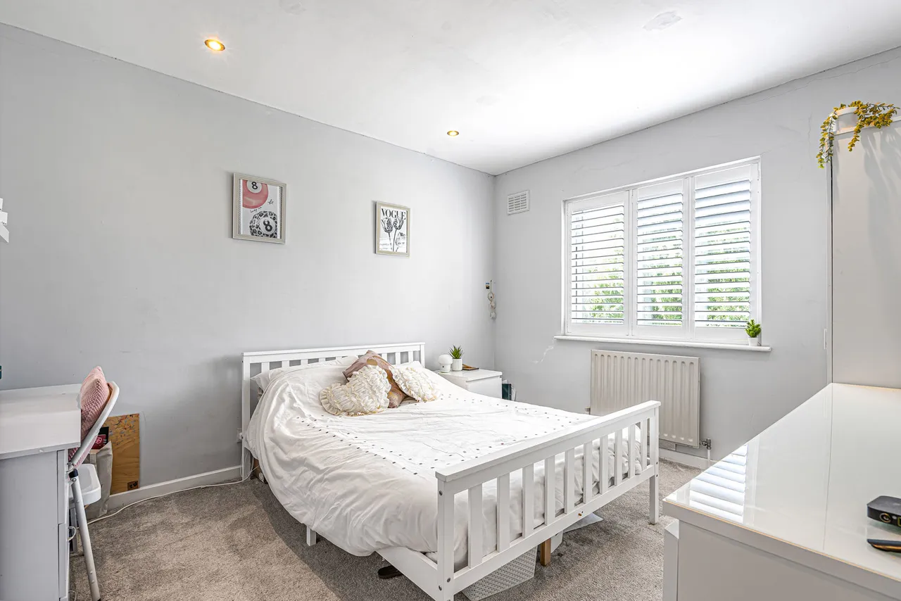 The Crescent, Egham, TW20, photo 7