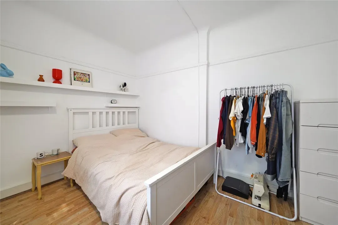 Mortimer Crescent, Kilburn, London, NW6, photo 10