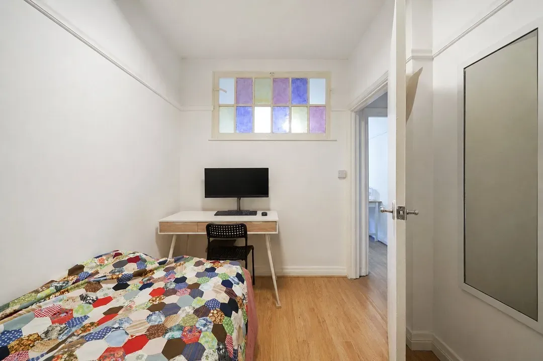 Mortimer Crescent, Kilburn, London, NW6, photo 12