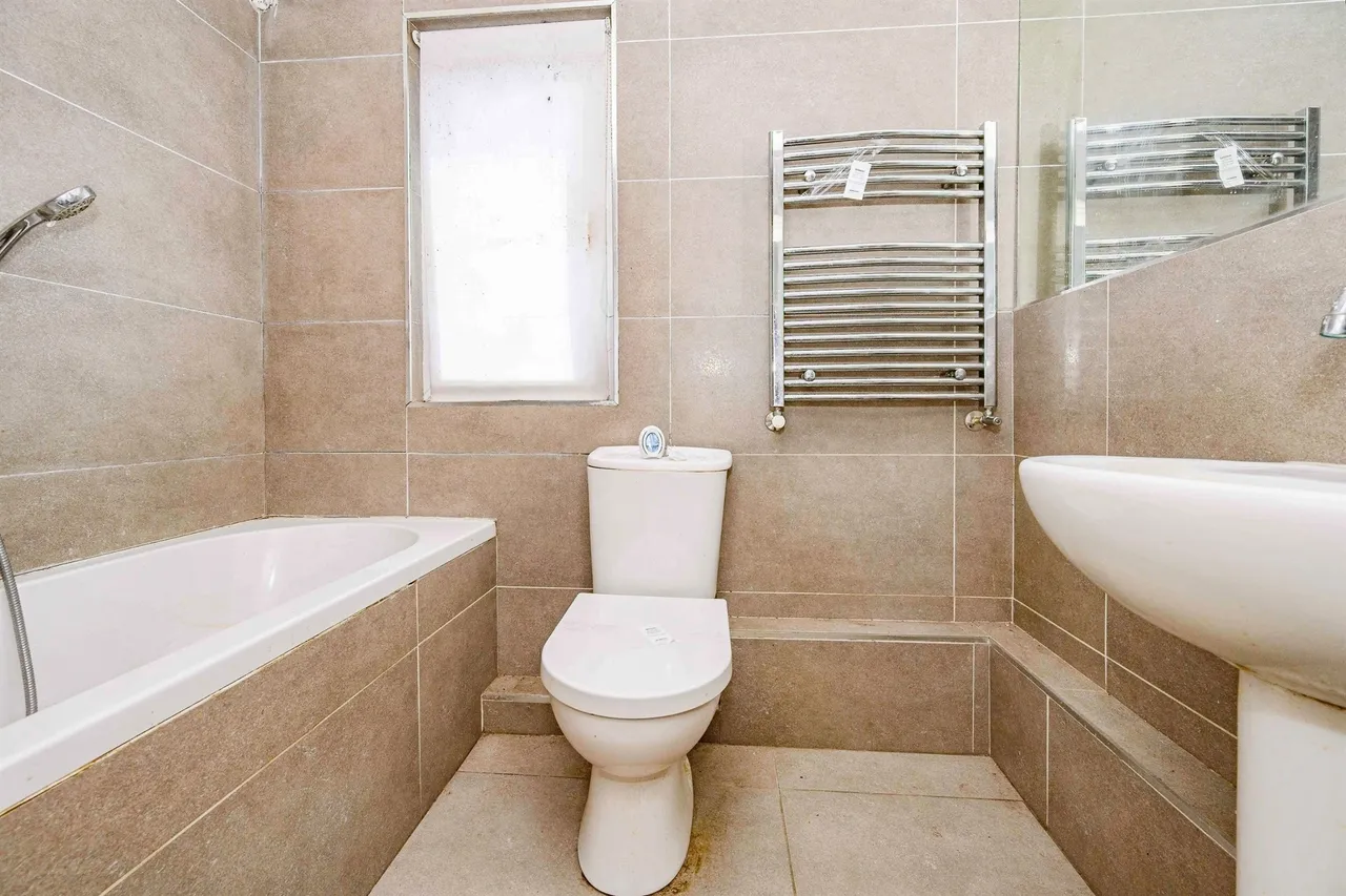Eastlea Avenue, Watford, WD25, photo 7