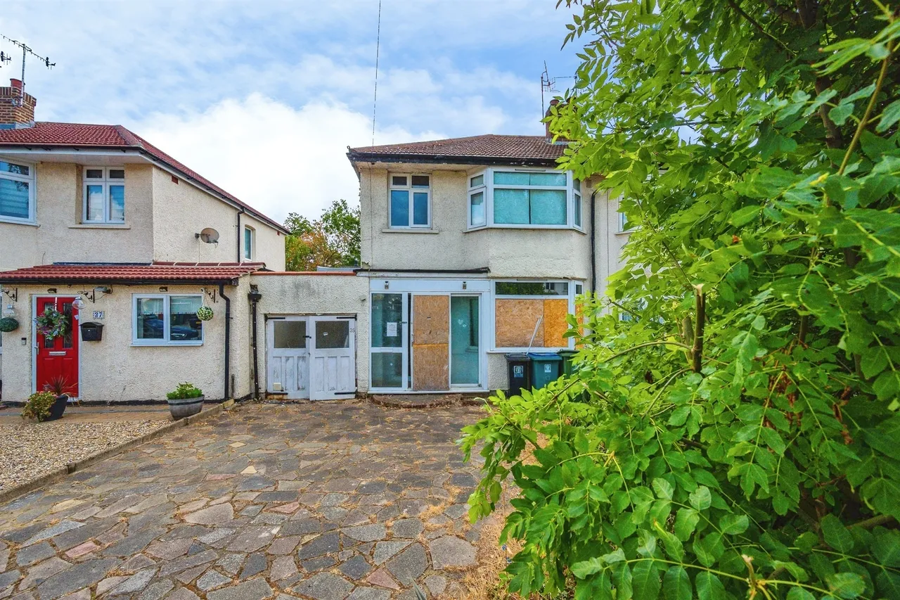 3 bed house for sale, Eastlea Avenue, Watford, WD25