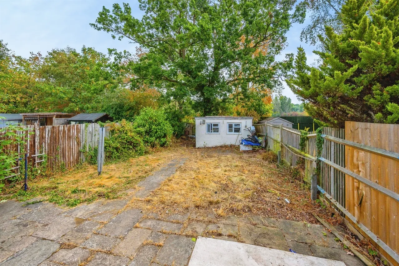 Eastlea Avenue, Watford, WD25, photo 9