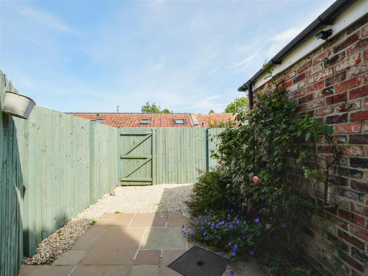 Main Street, Linton on Ouse, YO30, photo 14