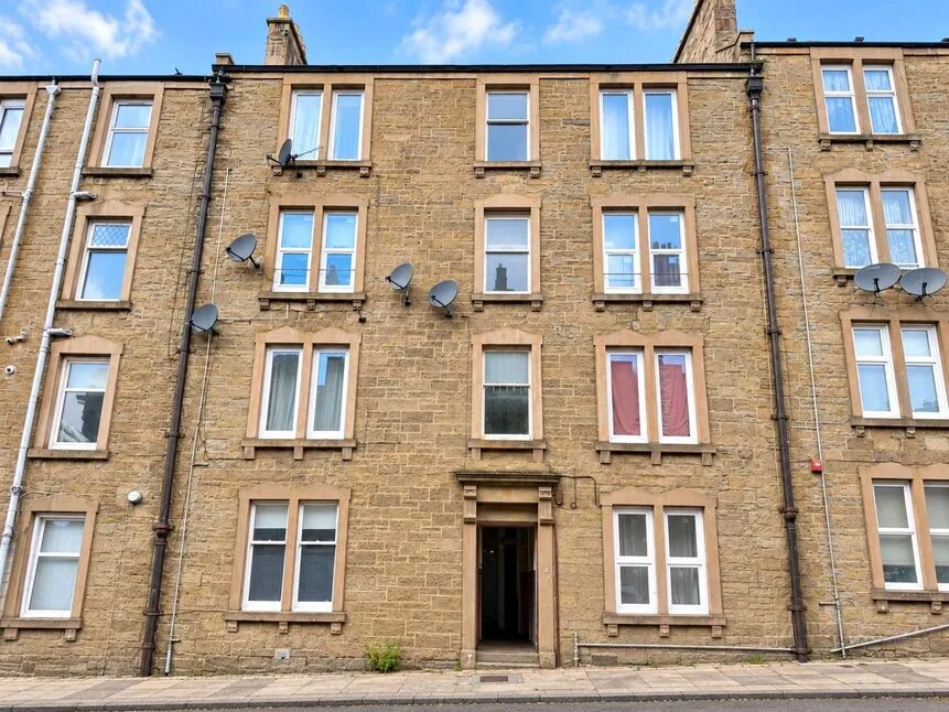 1 bed flat for sale — Sibbald Street, Dundee, Angus, DD3