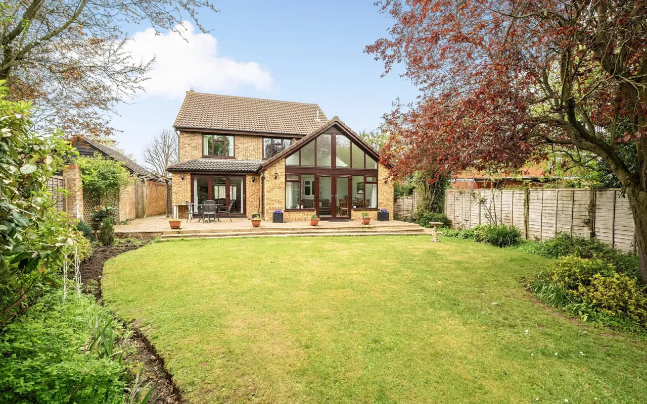 Luton Road, Wilstead, photo 22