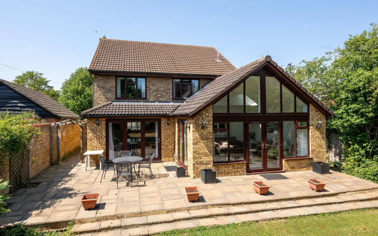 4 bed property for sale — Luton Road, Wilstead