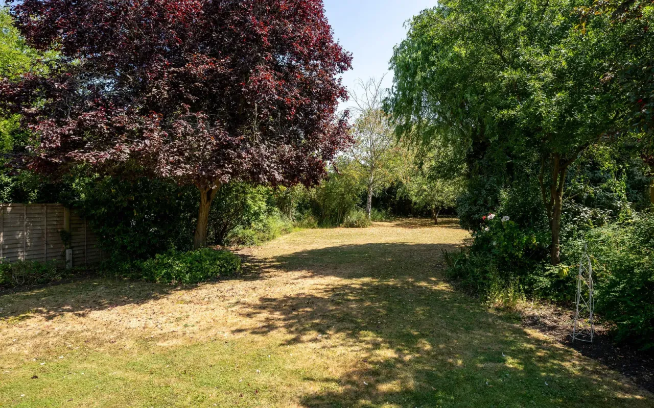 Luton Road, Wilstead, photo 3