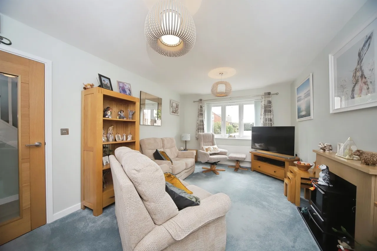 Lombardy Avenue, Chard, TA20, photo 3