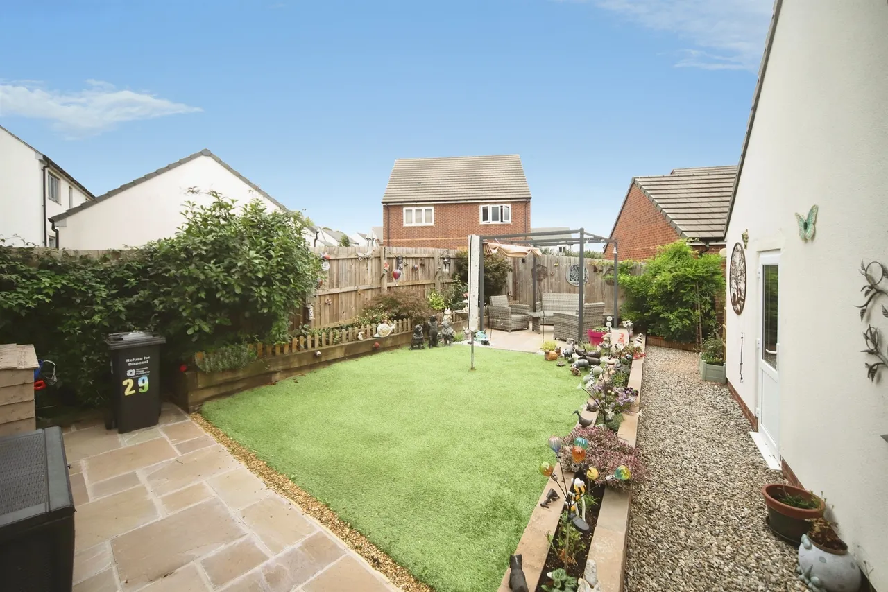 Lombardy Avenue, Chard, TA20, photo 4