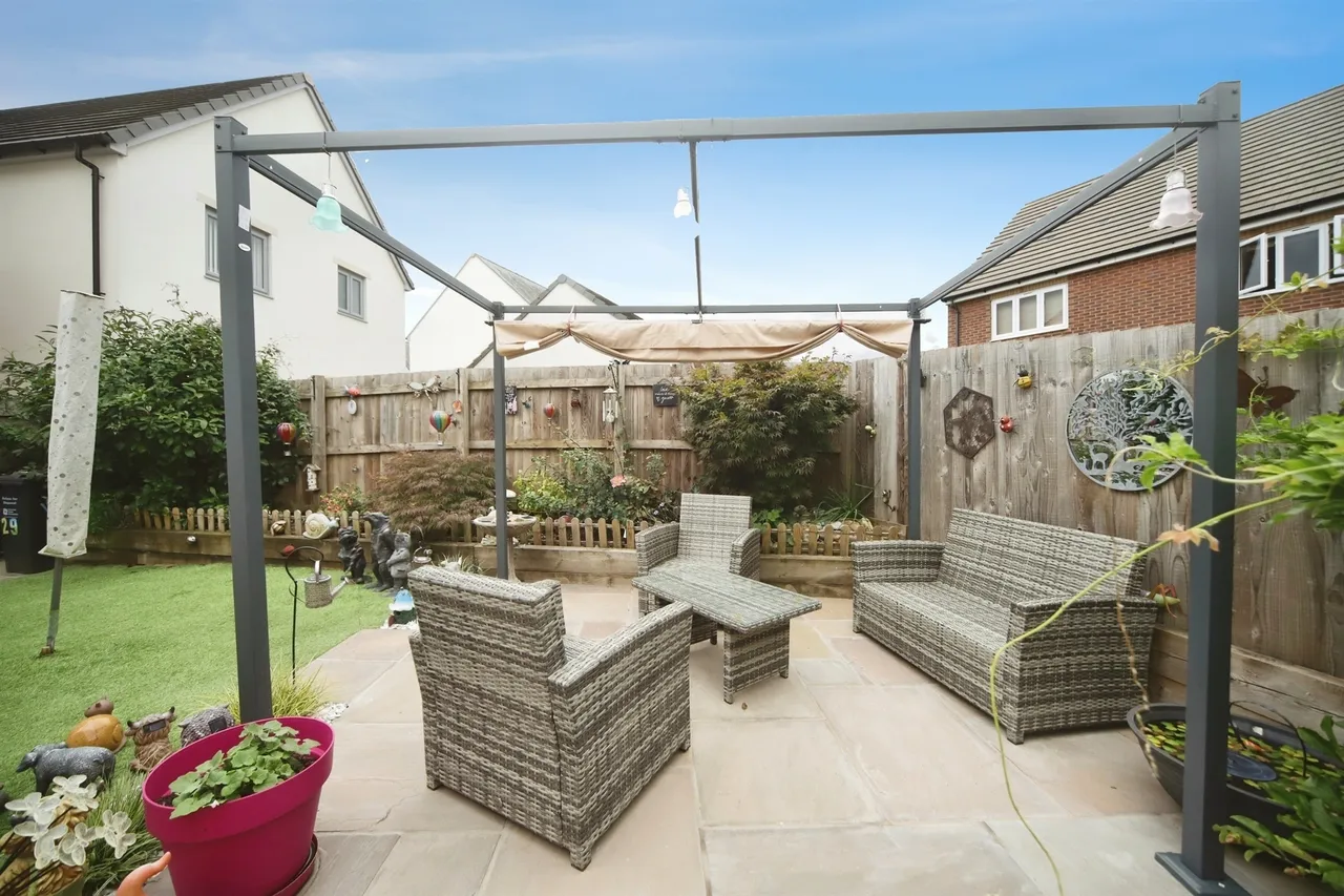 Lombardy Avenue, Chard, TA20, photo 5