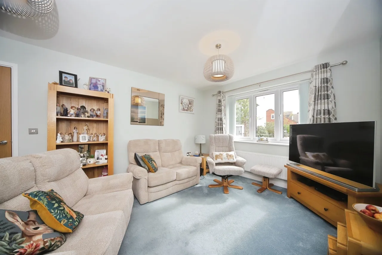 Lombardy Avenue, Chard, TA20, photo 16