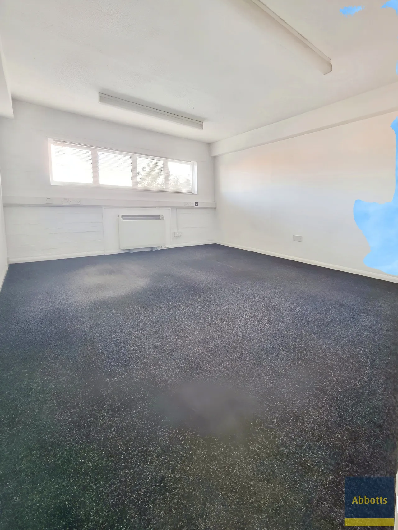 commercial property to rent — North Hill, Colchester (Office)