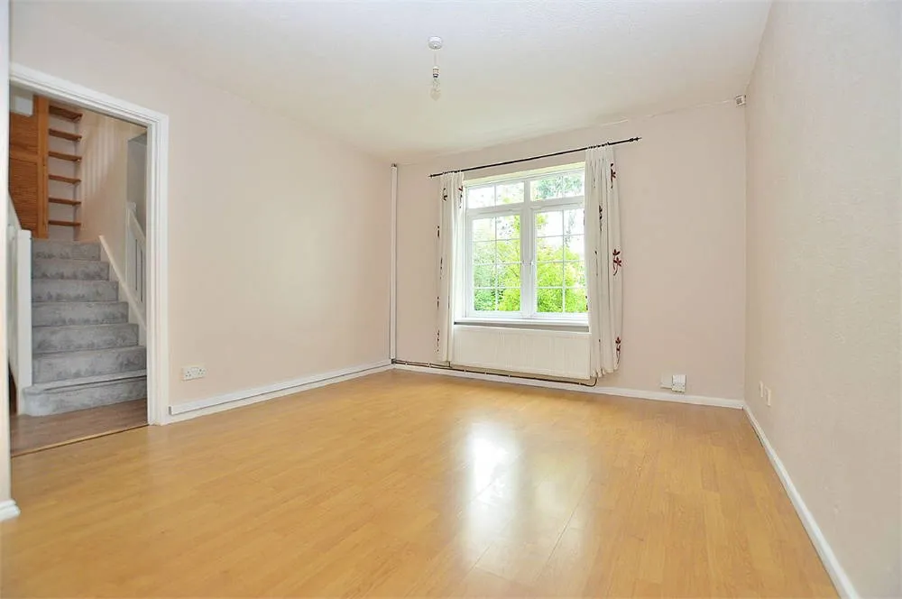 Teesdale, Southfields, Northampton, NN3 5DH, photo 2
