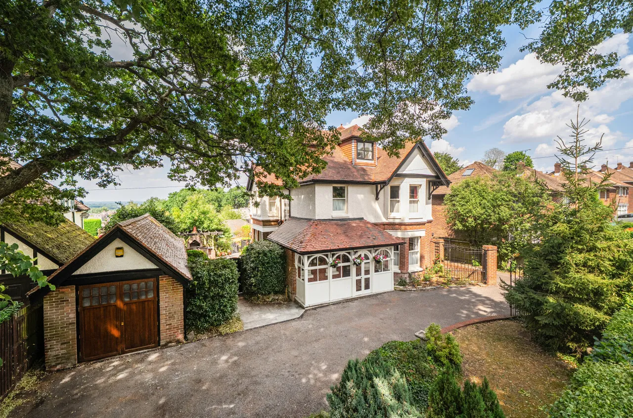 6 bed house for sale, Thorold Road, Bitterne Park, SO18